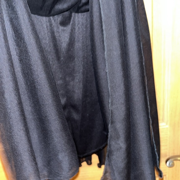 Windsor black sharkbite halter dress - Picture 9 of 13